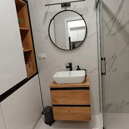 Amaprament Do Poznania Self Check-in 24h, Free Parking 포즈난