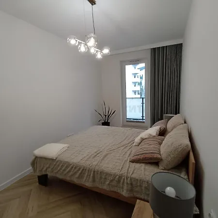 Do Poznania Self Check-in 24h, Free Parking